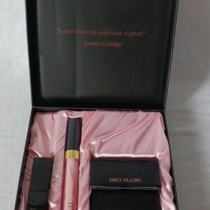 E.L.F Dirty Pillows Lip Set - NWT!!